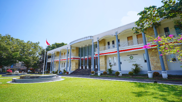 Universitas Islam Al-Azhar Mataram: Kampus Islami dan Modern